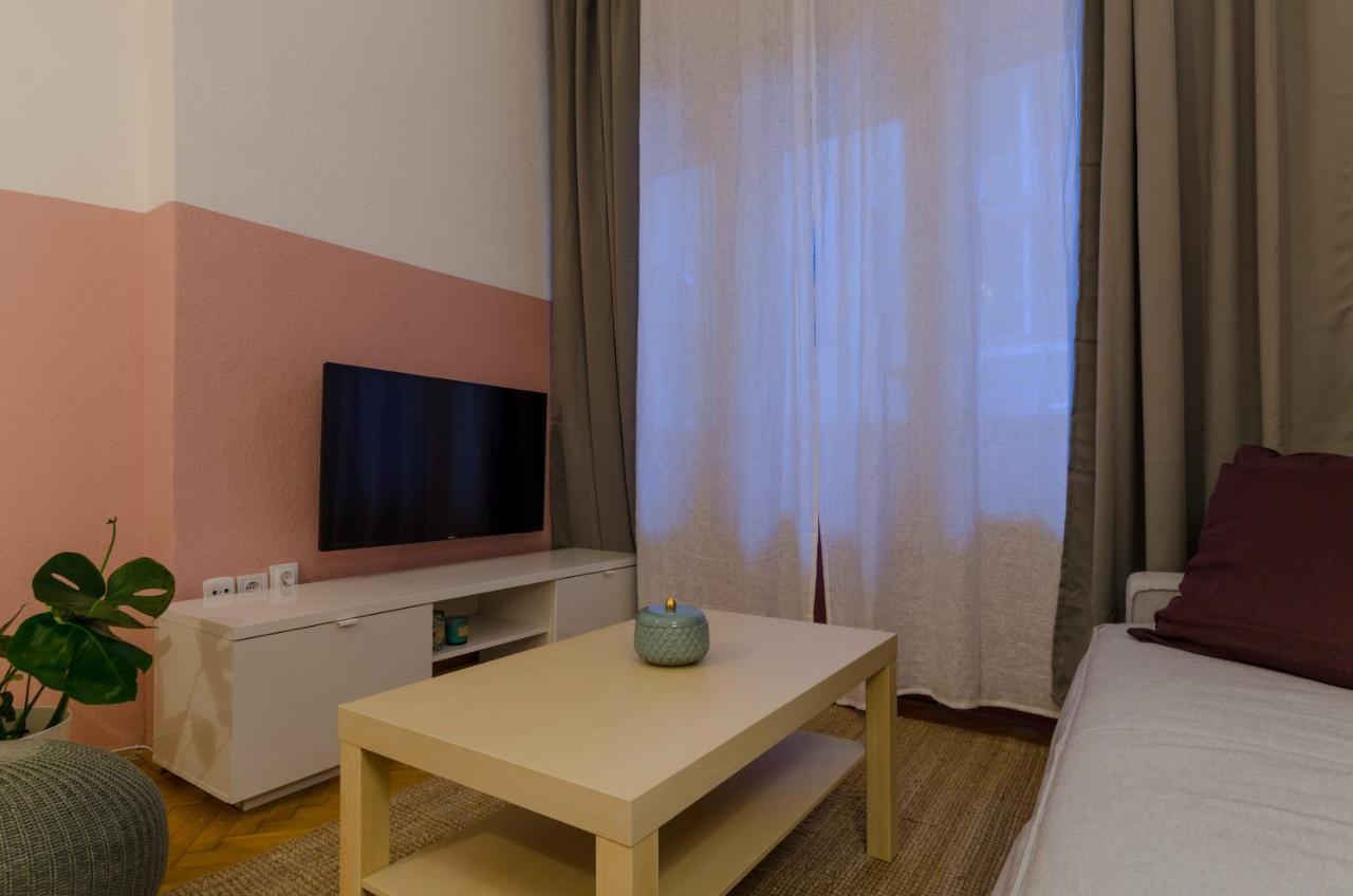 Studio Next To Kiraly Street Kd11 Apartment บูดาเปสต์ ภายนอก รูปภาพ